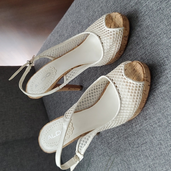 White lace Also high sandals - Picture 1 of 3